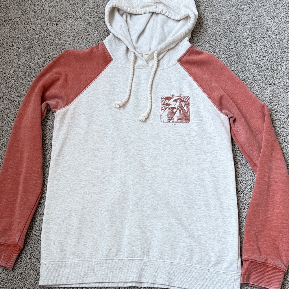 Women’s Roxy long sleeve shirt hoodie - medium